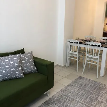 Akpolat Αλάνια