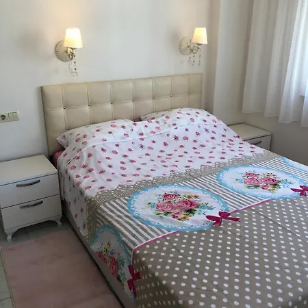 Akpolat Ξενοδοχείο με διαμερίσματα 2*
