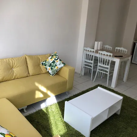 Akpolat Αλάνια