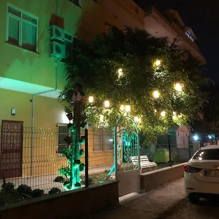 Ξενοδοχείο με διαμερίσματα Akpolat