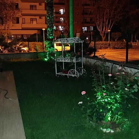 Ξενοδοχείο με διαμερίσματα Akpolat